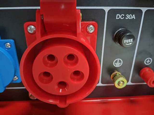 Ultra toolz - 2025 - ut-dg5000w - noodstroomaggregaat diesel - afbeelding 6 van  26