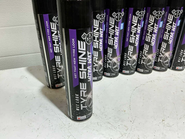 Ultra wet supersize xxl kunststof vernieuwer tyre shine (12x) - afbeelding 3 van  4