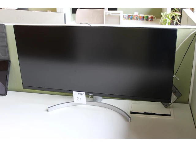 Ultra wide monitor lg 34 inch. type 34wl850. - afbeelding 1 van  2