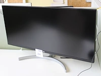 Ultra wide monitor lg 34 inch. type 34wl850.