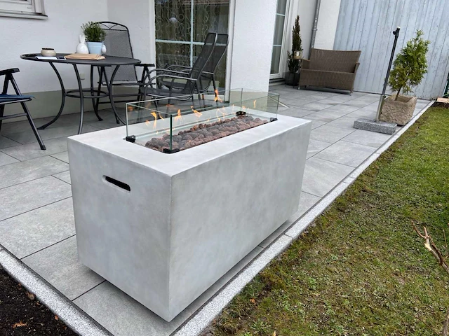 Ultranatura terrashaard - gasgestookt - inclusief regenhoes en lavastenen - afbeelding 1 van  5