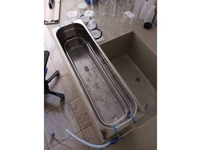 Ultrasoon reiniger, bandelin sonorex, dt 156 bh, 2017 | locatie roden - afbeelding 9 van  12