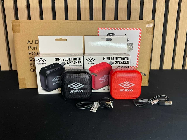 Umbro mini bluetooth speaker (24x) - afbeelding 1 van  9