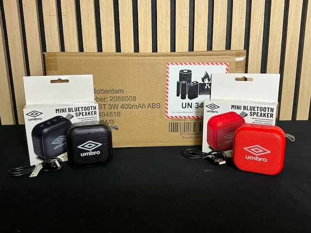 Umbro mini bluetooth speaker (24x) - afbeelding 8 van  9