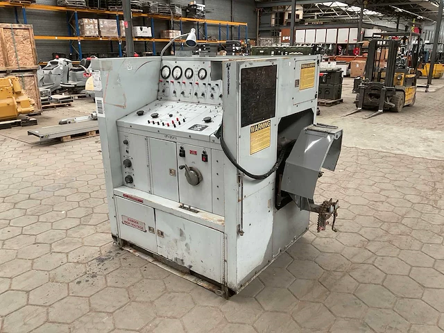 Umc electronics co mil-t-4544h test stand - afbeelding 2 van  8
