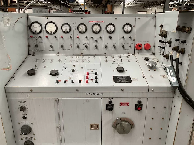 Umc electronics co mil-t-4544h test stand - afbeelding 6 van  8