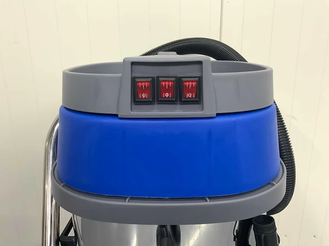 Umt - 100l 3600watt - industriële stofzuiger - afbeelding 9 van  11