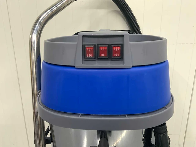 Umt - 80l 3600watt - industriële stofzuiger - afbeelding 13 van  13