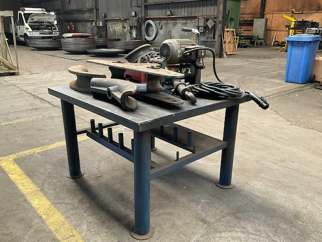 Unibend elektro-/hydraulische pijpenbuigmachine - afbeelding 1 van  8