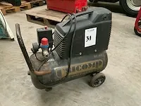 Unicomp luchtcompressor - afbeelding 1 van  3