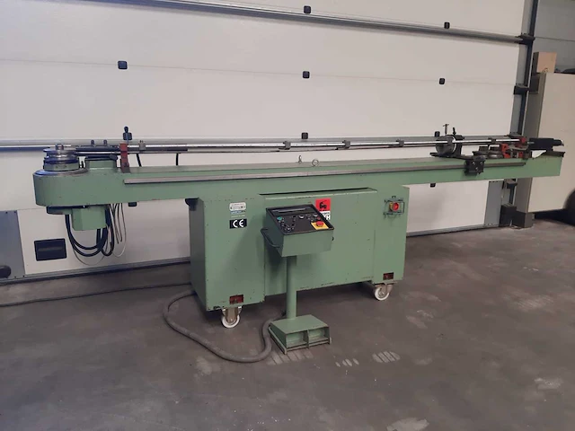 Unicorn - 1996 - xoth 40 t - doornbuigmachine - afbeelding 2 van  8