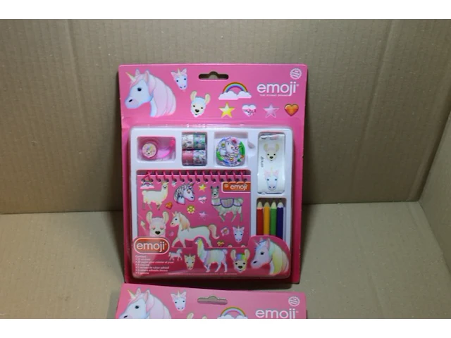 Unicorn speelset zie foto 3stuks - afbeelding 1 van  7