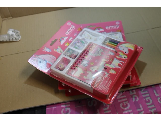Unicorn speelset zie foto 3stuks - afbeelding 3 van  7