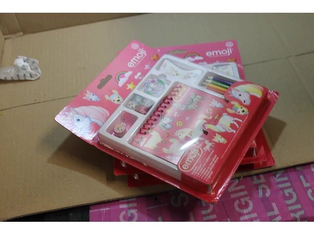 Unicorn speelset zie foto 3stuks - afbeelding 6 van  7