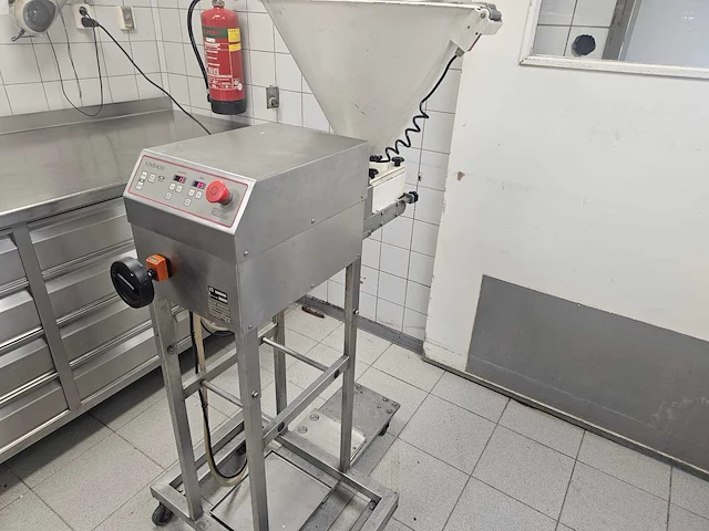Unidos - dps-5 - oliebollen doseermachine - afbeelding 1 van  10