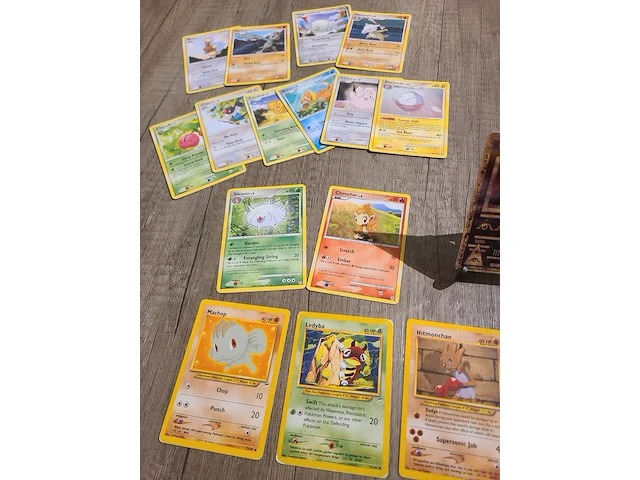 Unieke ancient mew pokémon kaart, vintage pokémon kaarten en meer - afbeelding 2 van  9