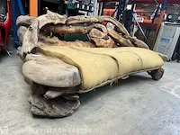 Unieke houten boomstambank - afbeelding 1 van  12