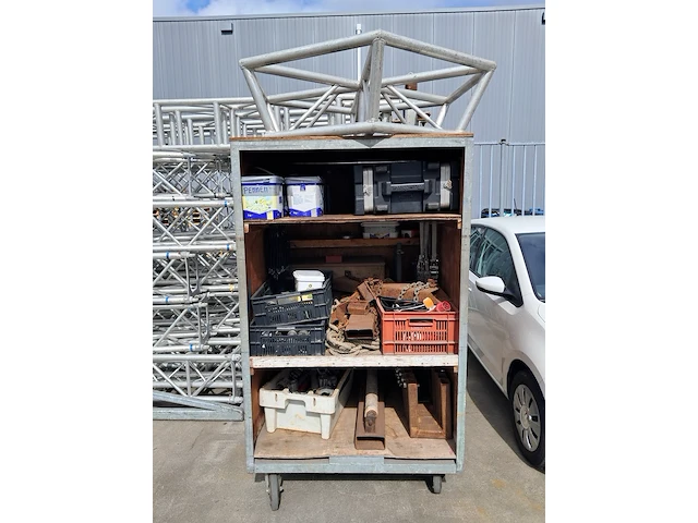Unieke overkapping/showpodium, podia, wit - afbeelding 2 van  48