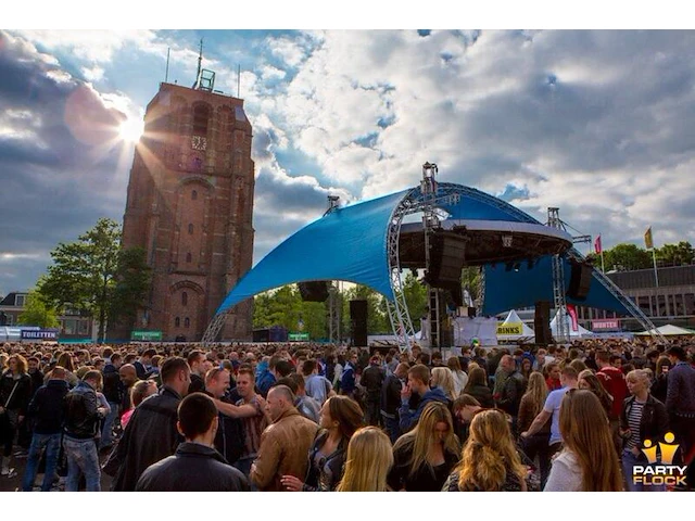 Unieke overkapping/showpodium, podia, wit - afbeelding 23 van  48
