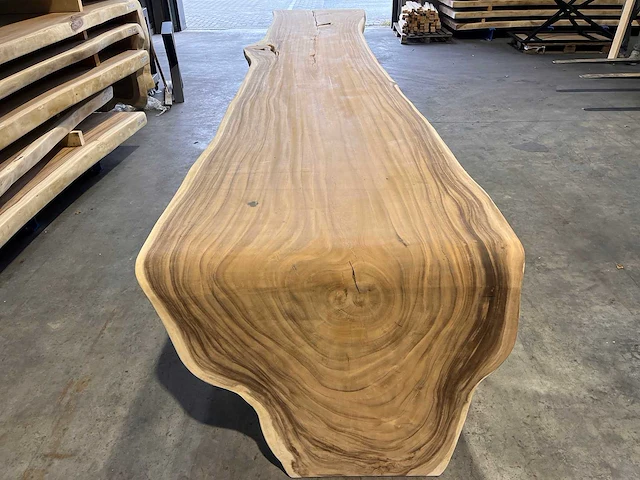 Unieke suar waterval boomstamtafel 500cm. - afbeelding 5 van  6