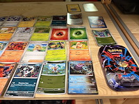 Unieke verzameling pokémon kaarten (ca. 42x met 1x box) - afbeelding 2 van  4