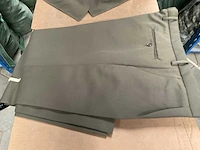 Uniform - afbeelding 3 van  7