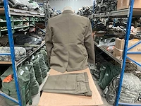 Uniform - afbeelding 4 van  7