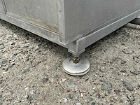 Unikon kratten wasser - afbeelding 30 van  37