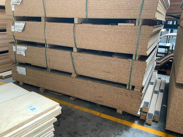 Unilin spaanplaat wit geplastificeerd (16x) - afbeelding 1 van  2