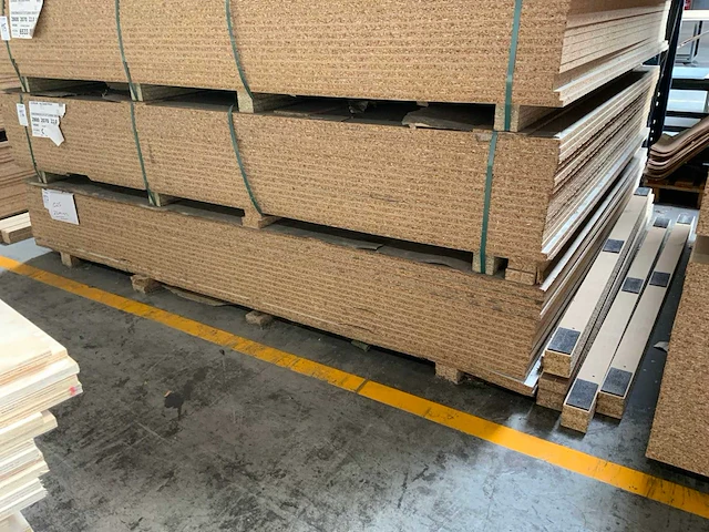 Unilin spaanplaat wit geplastificeerd (16x) - afbeelding 1 van  2