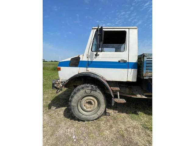 Unimog - 1300l - vrachtwagen - afbeelding 5 van  6