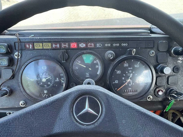 Unimog - 1997 - u1600 - vrachtwagen - afbeelding 15 van  38