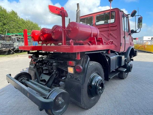 Unimog - 1997 - u1600 - vrachtwagen - afbeelding 12 van  38