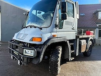 Unimog - 2001 - u300 - vrachtwagen - afbeelding 3 van  28