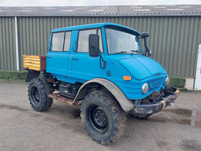 Unimog - 406 doka - vrachtwagen - afbeelding 9 van  15