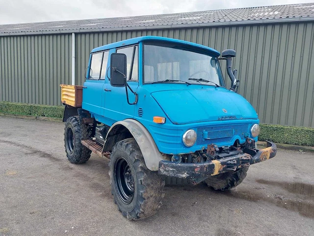Unimog - 406 doka - vrachtwagen - afbeelding 10 van  15