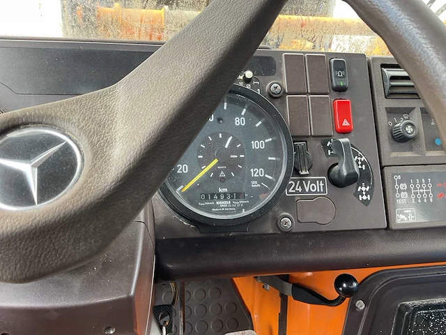 Unimog 1200 vrachtwagen - afbeelding 7 van  22