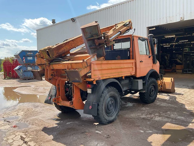 Unimog 1200 vrachtwagen - afbeelding 17 van  22