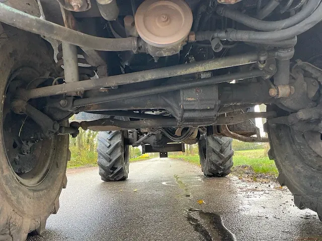 Unimog 416 vierwielaangedreven landbouwtractor - afbeelding 8 van  16