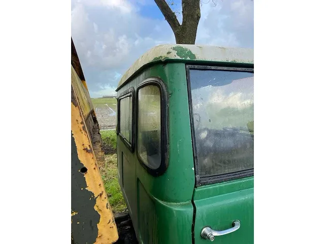 Unimog 416 vierwielaangedreven landbouwtractor - afbeelding 10 van  16