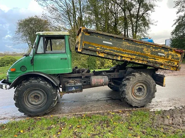 Unimog 416 vierwielaangedreven landbouwtractor - afbeelding 11 van  16