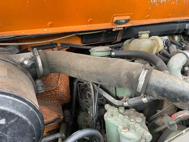 Unimog 424 4x4 vrachtwagen - afbeelding 13 van  25