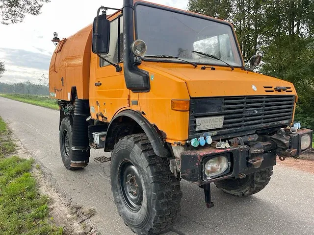 Unimog 424 4x4 vrachtwagen - afbeelding 12 van  25