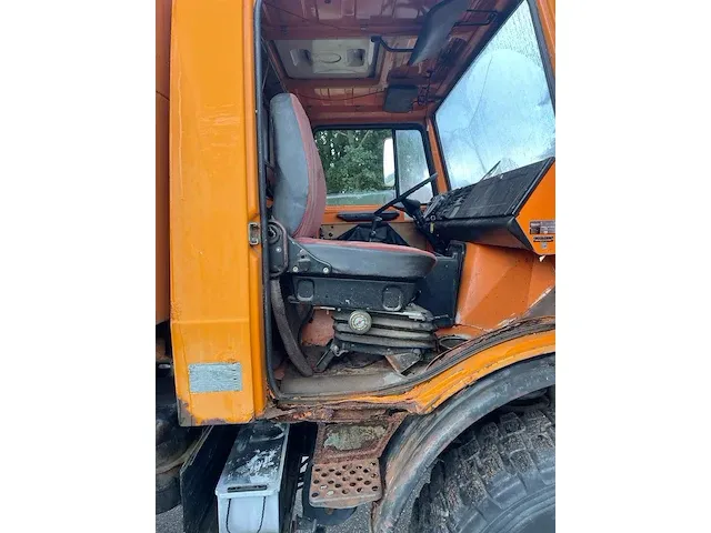 Unimog 424 4x4 vrachtwagen - afbeelding 22 van  25