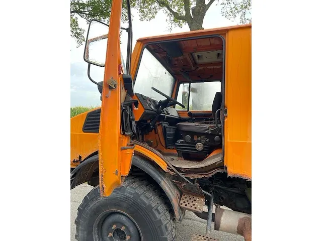 Unimog 424 4x4 vrachtwagen - afbeelding 25 van  25
