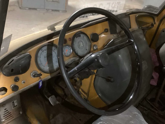 Unimog legervoertuig - afbeelding 13 van  16