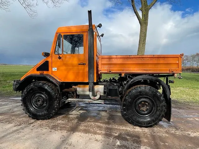 Unimog u110 - afbeelding 1 van  18