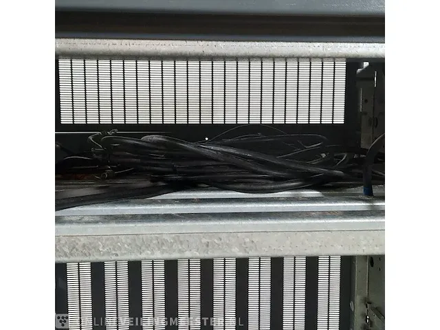 Uninterruptible power supply, met accu's en 2x patchkast emerson network power, liebert nxc ac power system 40 kva / nxc 0040ktj1afn02000 - afbeelding 19 van  34