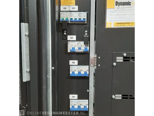 Uninterruptible power supply, met accu's en 2x patchkast emerson network power, liebert nxc ac power system 40 kva / nxc 0040ktj1afn02000 - afbeelding 34 van  34