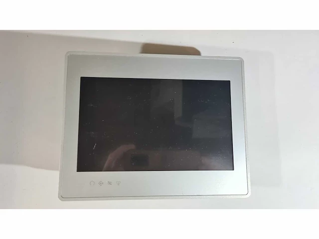 Uniop - etop507 - 7" widescreen tft wvga hmi panel pc with touchscreen - afbeelding 1 van  4